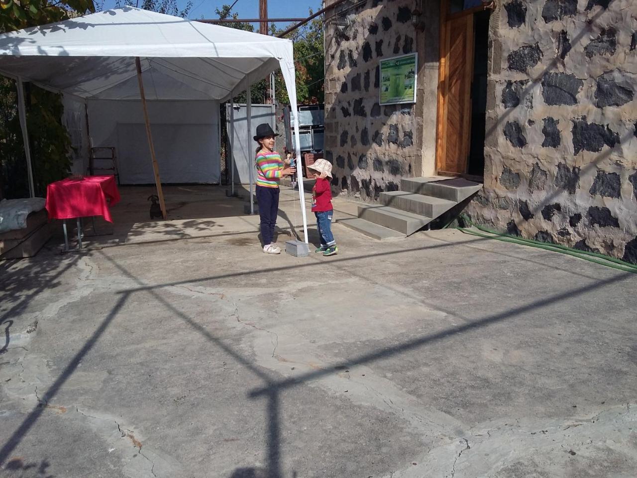 Shushan Guest House Jechegnadzor Buitenkant foto